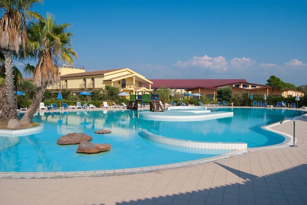 Horse Country Resort Congress & Spa - Hotel Ribot Arborea Esterno foto