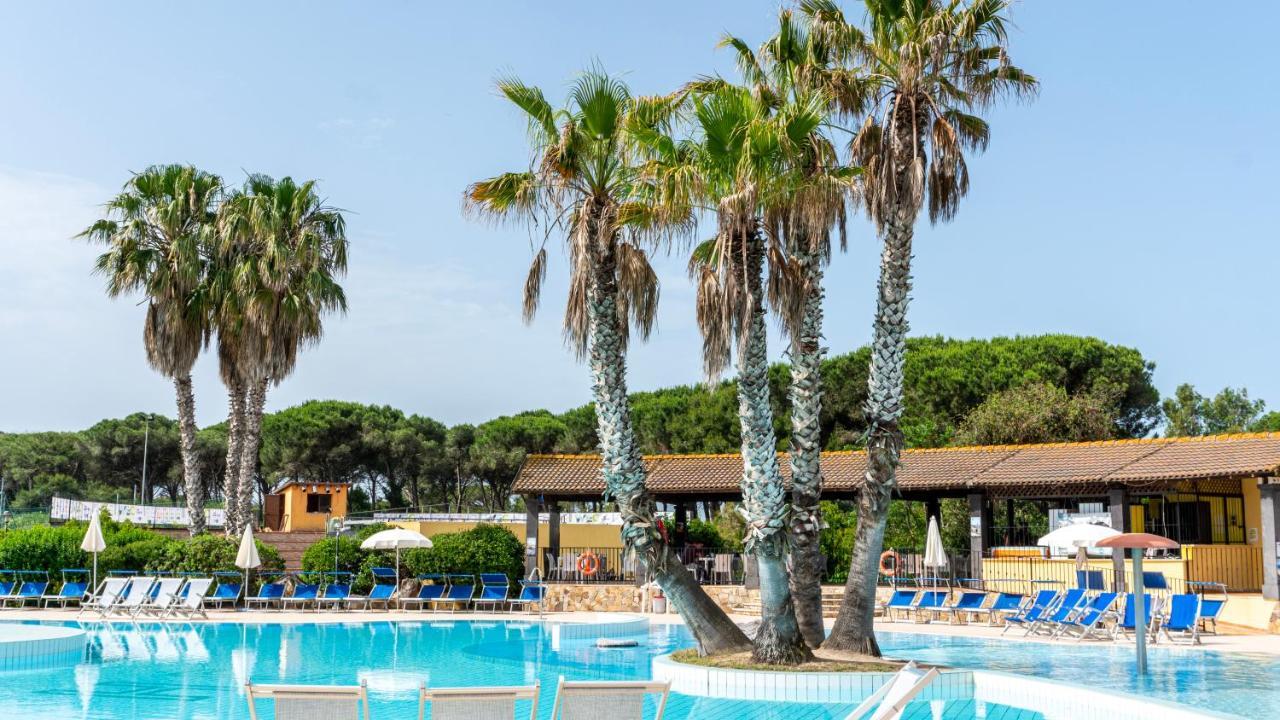 Horse Country Resort Congress & Spa - Hotel Ribot Arborea Esterno foto