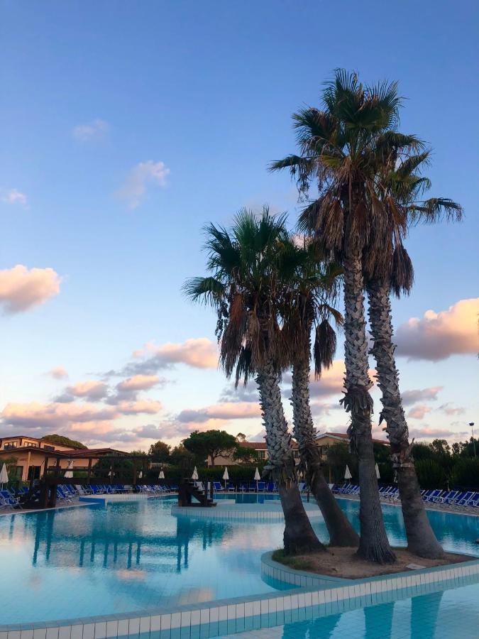 Horse Country Resort Congress & Spa - Hotel Ribot Arborea Esterno foto