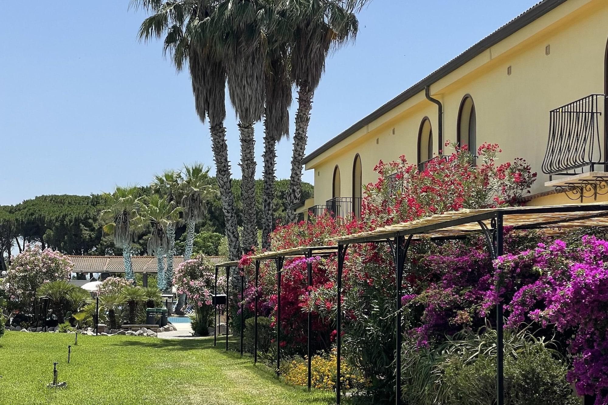 Horse Country Resort Congress & Spa - Hotel Ribot Arborea Esterno foto