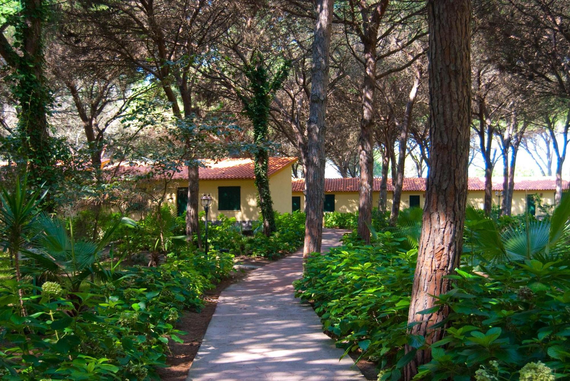 Horse Country Resort Congress & Spa - Hotel Ribot Arborea Esterno foto