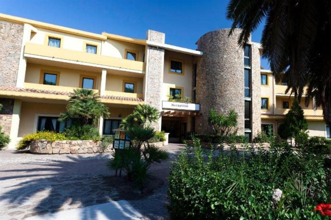 Horse Country Resort Congress & Spa - Hotel Ribot Arborea Esterno foto
