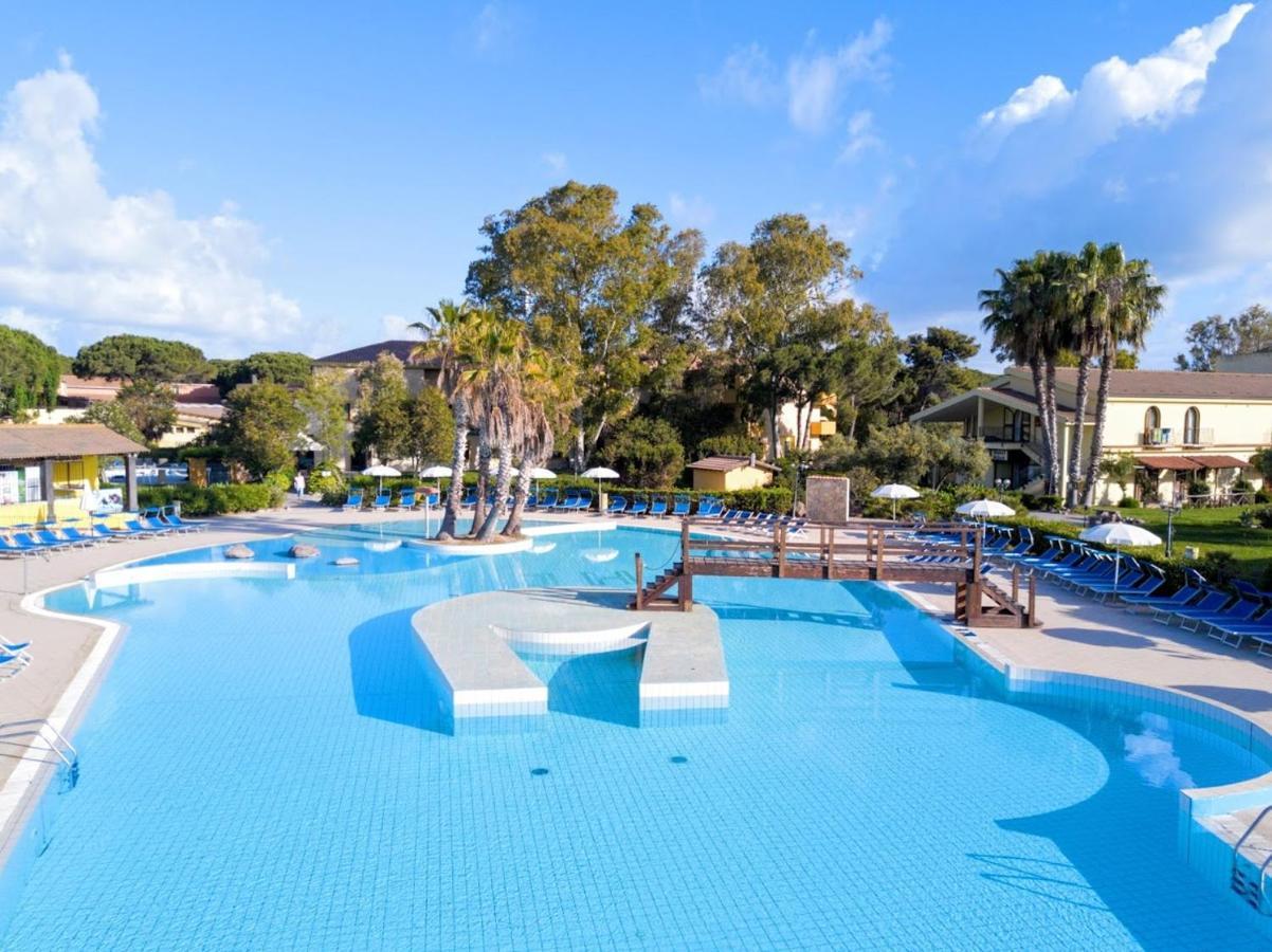 Horse Country Resort Congress & Spa - Hotel Ribot Arborea Esterno foto