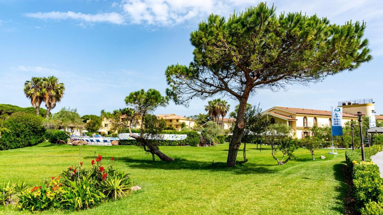 Horse Country Resort Congress & Spa - Hotel Ribot Arborea Esterno foto